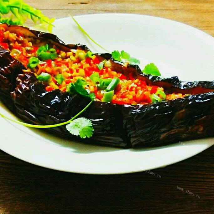 美味的烤肉沫茄子