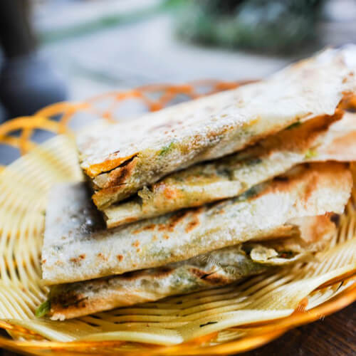 美味的卷心菜煎饼