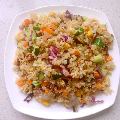 家常鸡蛋紫甘蓝炒饭