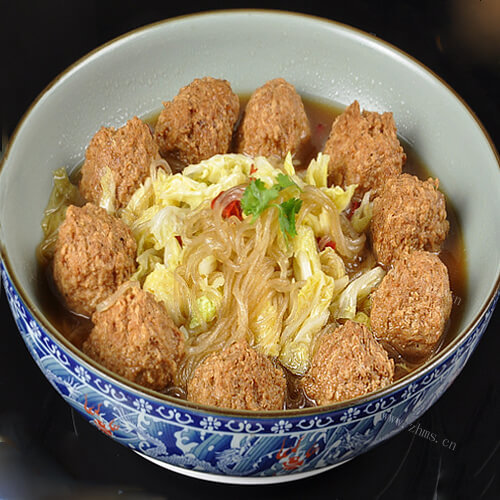家常丸子烩粉丝