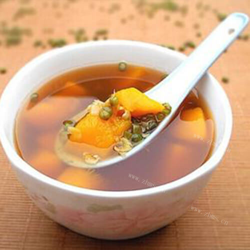 健康南瓜绿豆排骨粥