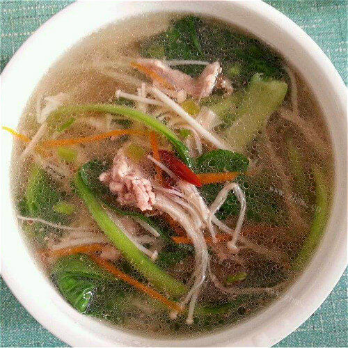 营养丰富的鱼香草瘦肉汤
