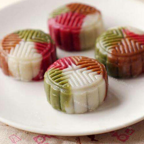 美味的炫彩印花冰皮月饼