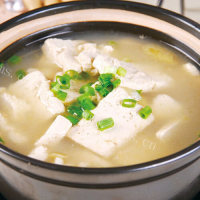 家常砂锅白菜冻豆腐