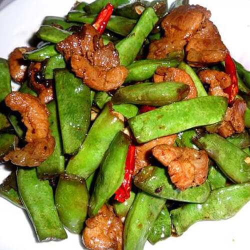 美味的四季豆炒肉