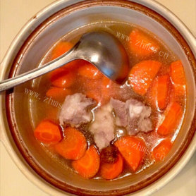 营养的淮山胡萝卜骨头汤