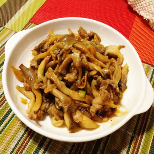 蘑菇炒肉