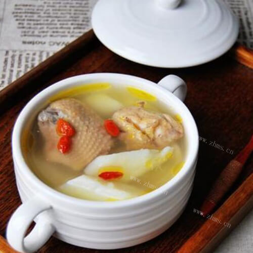 滋补功效极佳的山药炖鸡汤