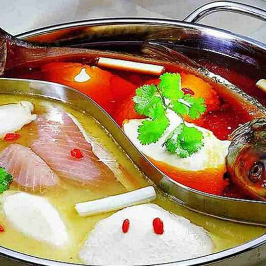 自制麻辣鸳鸯鱼火锅