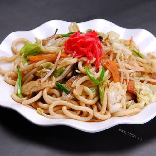 营养美味炒条面