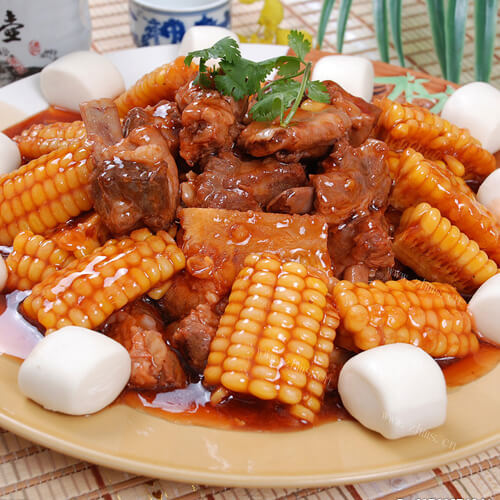 美味的土豆南瓜烧排骨