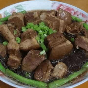 家常菜海带红烧肉做法图解4)
