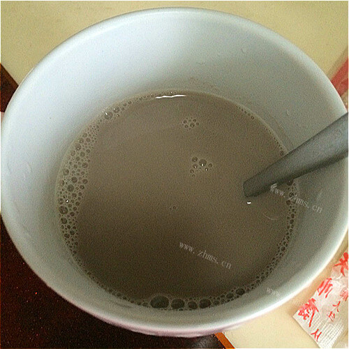 营养的黑豆浆