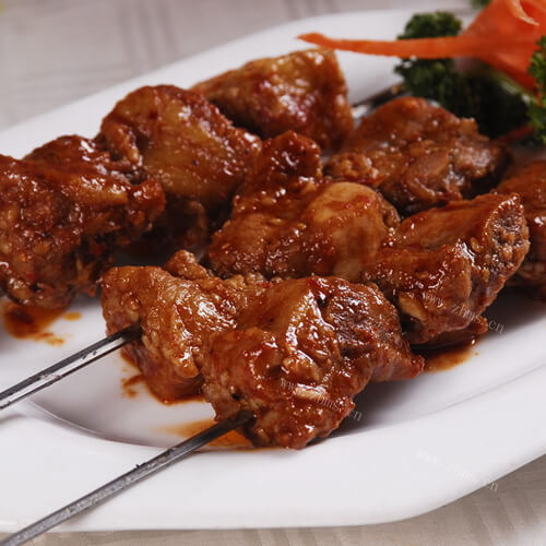 好吃的原味烤排骨佐豌豆泥