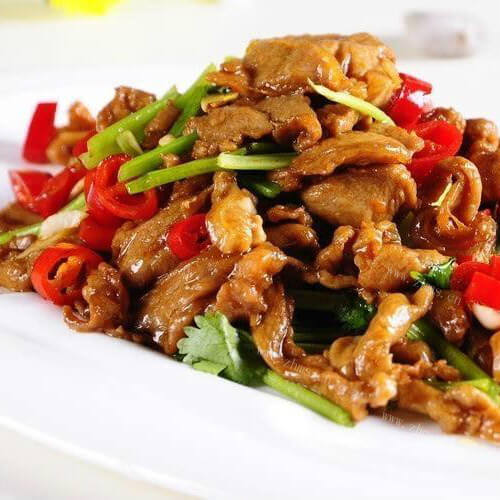 农家小炒牛肉片