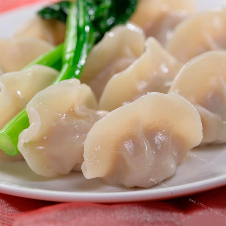 香喷喷的鱼肉馅饺子