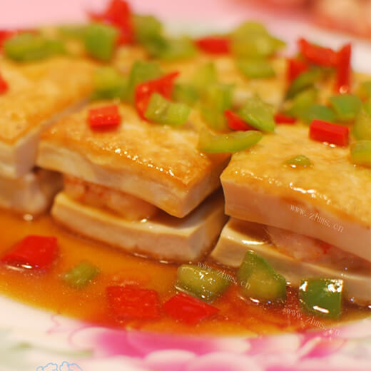 好吃的浇汁臭豆腐