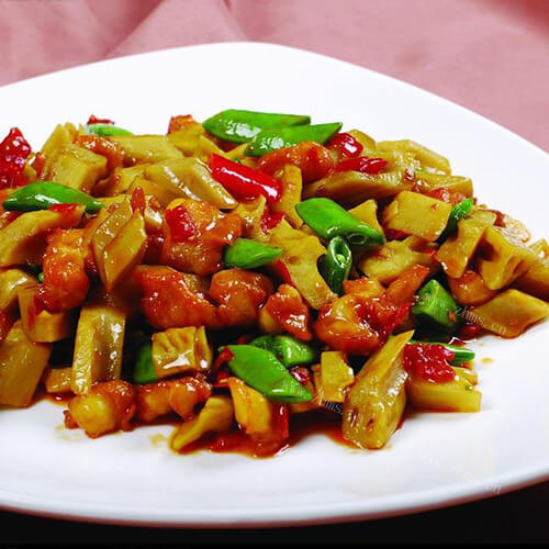 美味十足的藕丁烧鸡软骨