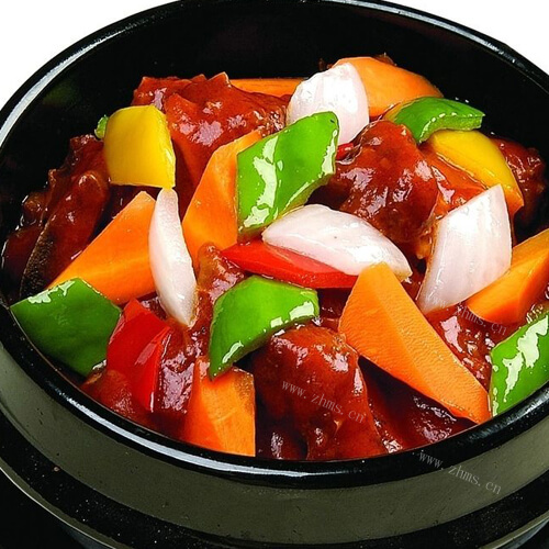 美味胡萝卜焖牛排骨