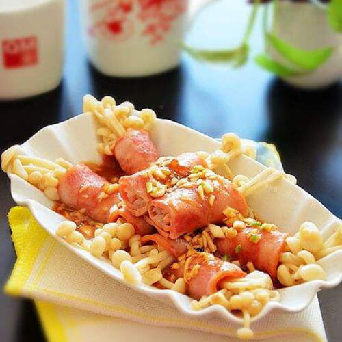 美味培根蒸金针菇