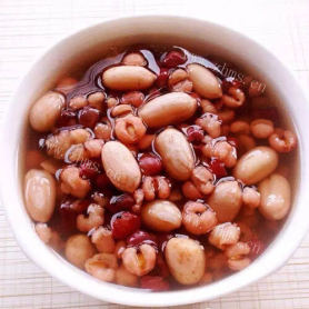 养生美食赤小豆薏米袪湿饮