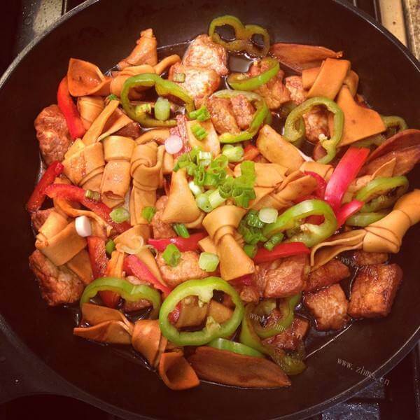 自制千张爆炒鸡肉肠