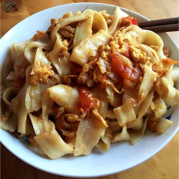 好吃的西红柿炒蛋炒刀削