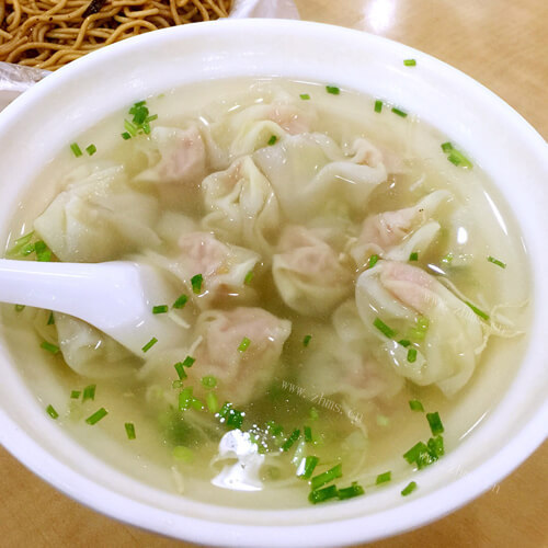 好吃的鸡肉香菜馄饨