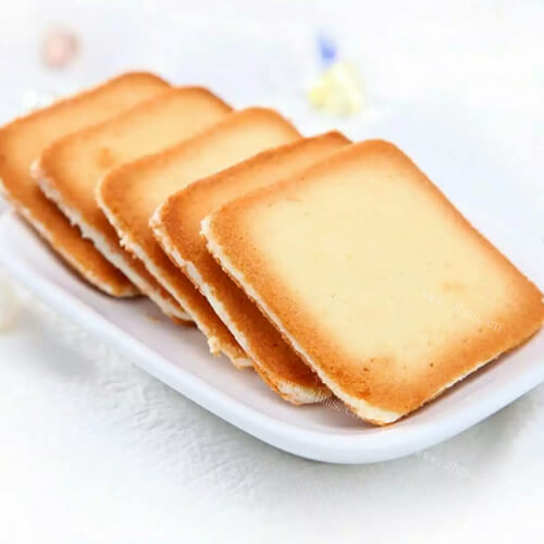 浪漫的白色恋人饼干