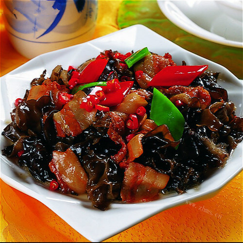 黑木耳炒肉