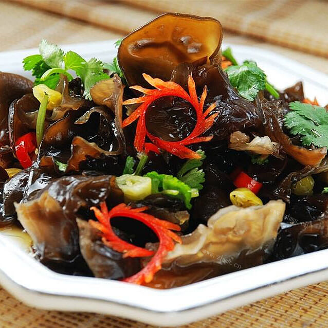 好吃的青椒木耳肉丝