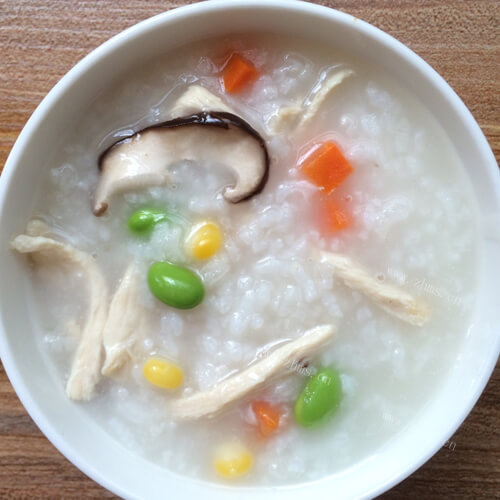好吃的香菇鸡肉粥