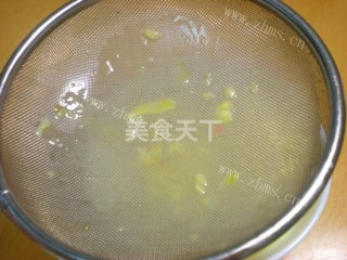 驱寒治感冒姜汁炖蛋做法图解7)