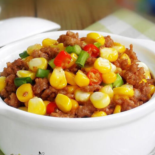 美味的花菜炒玉米