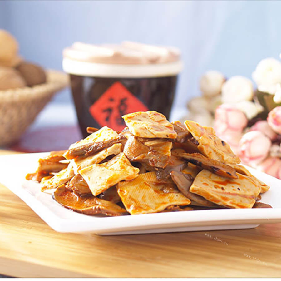 美味豆干香菇酱