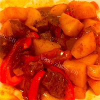美味番茄土豆片煮牛肉