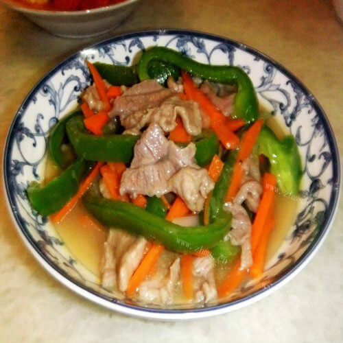 美味的辣椒炒肉片