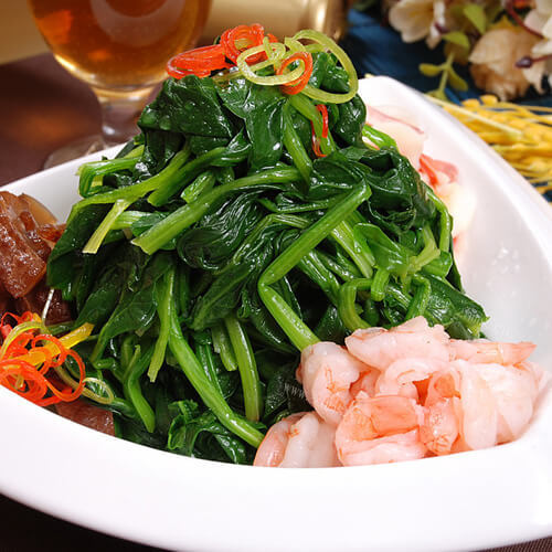 美味的虾米拌菠菜