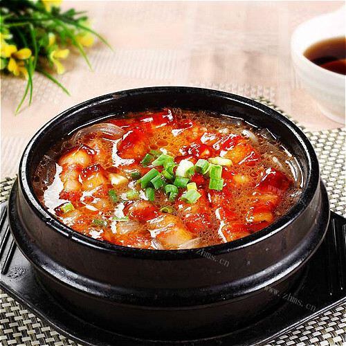 酸爽砂锅酸菜炖粉条