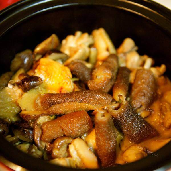 美味瘦身的鲜菇焖鸡