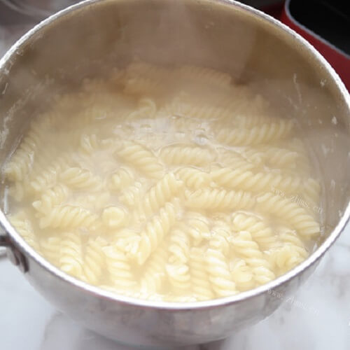 可口的的客家风味豆浆意粉