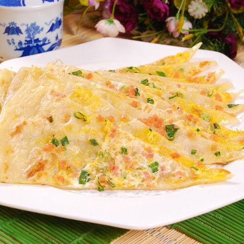 美味的火腿肠韭菜蛋饼