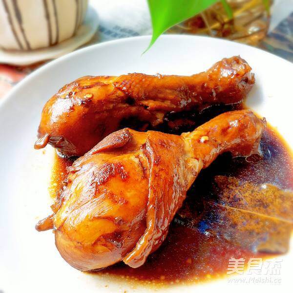 美味的滋补茶香鸡汤