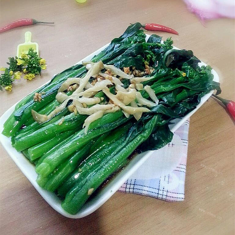 又嫩又脆的油淋翡翠菜芯