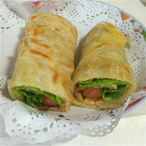 好吃的街头小吃鸡蛋灌饼