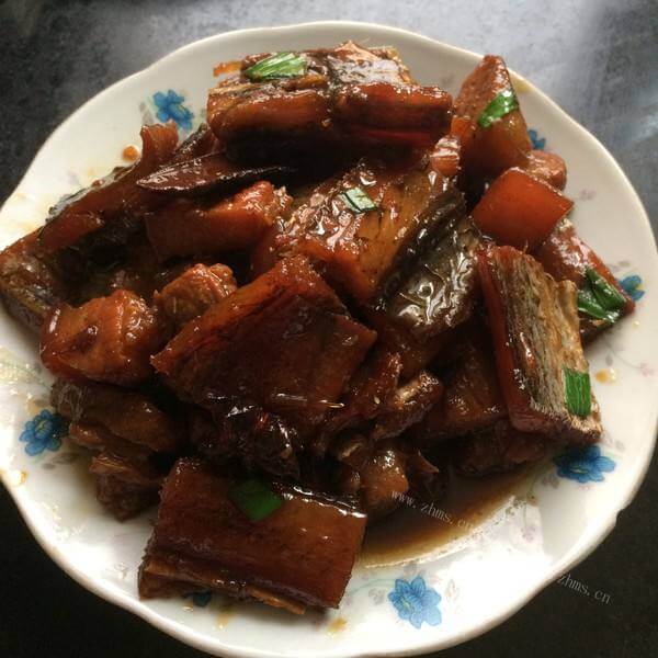 好吃的红焖鳗鱼