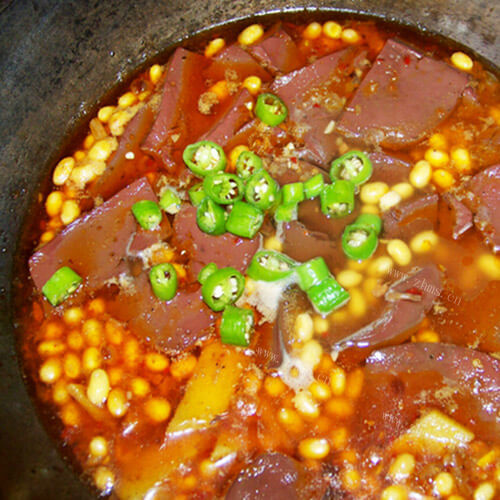 美味黄豆烧猪红