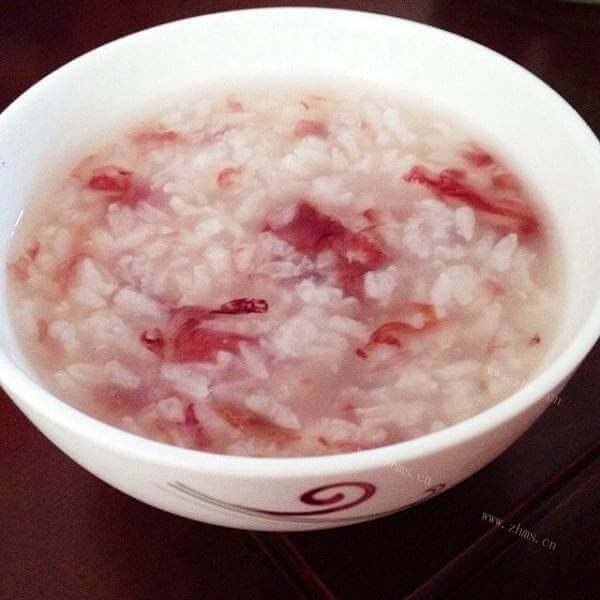 美味茯苓玫瑰花粥
