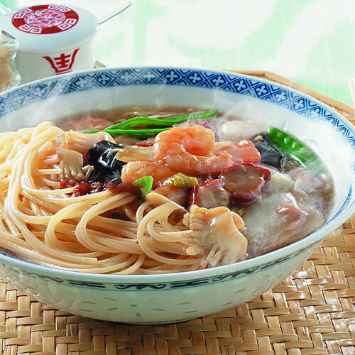 美味的味增海鲜拉面