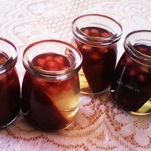 美味水果朗姆酒花茶果冻